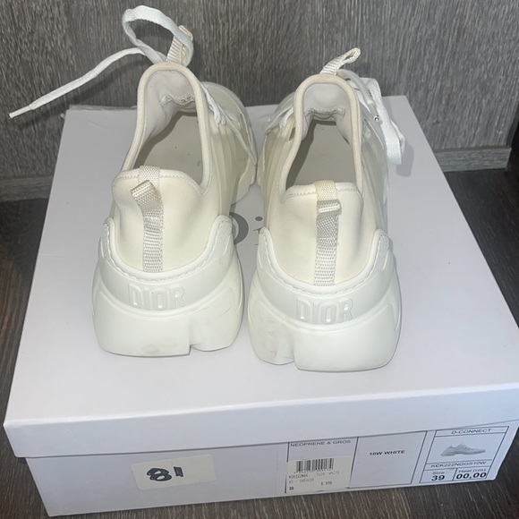 Dior D-Connect Sneaker - Picture 3 of 9